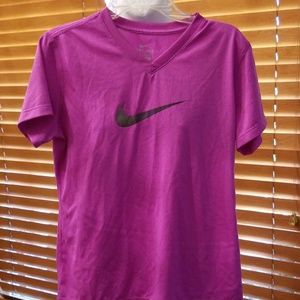 Girls XL nike shirt